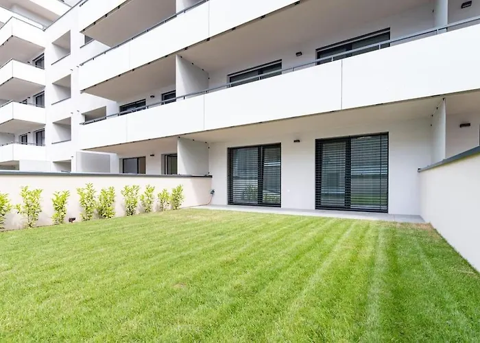 Al-garden S Private Garage Parking Free, 5 Min Peso Do Centra דירה